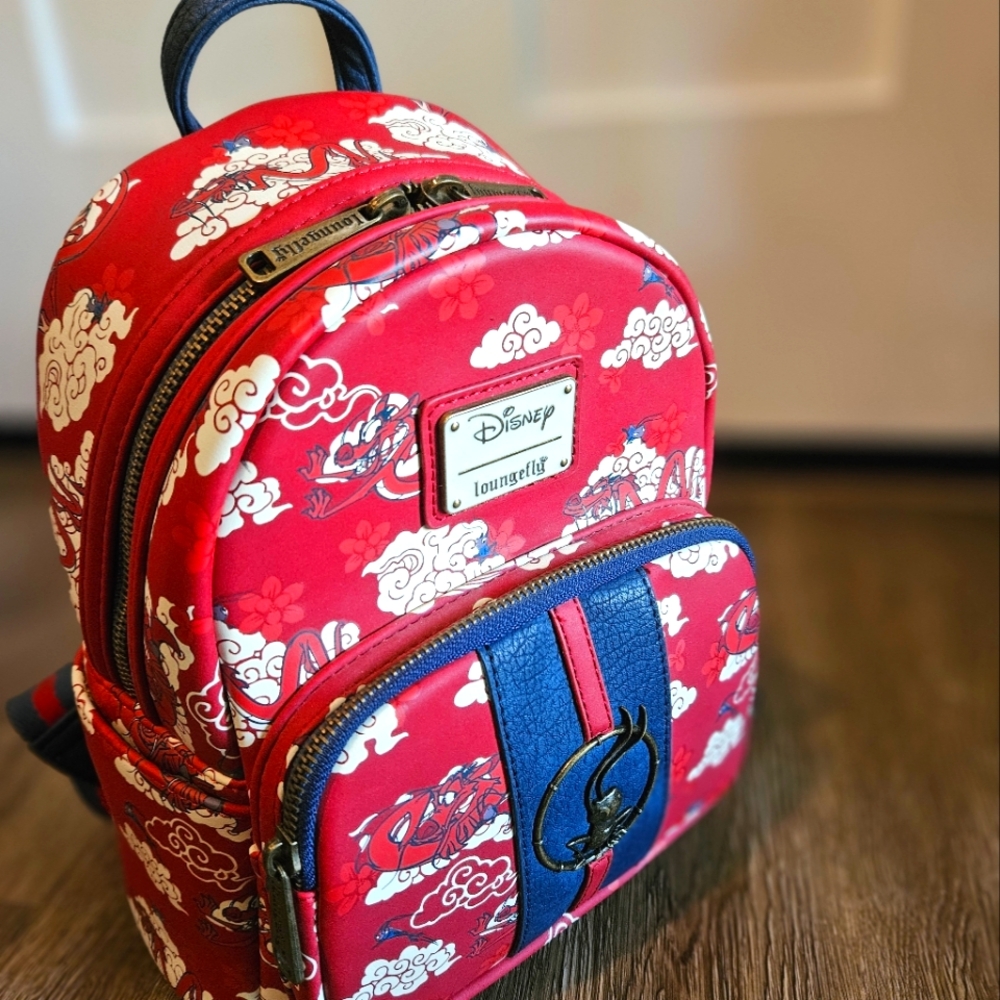 Mulan loungefly backpack mushu